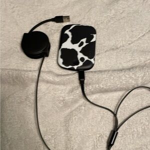 It’s a portable charger it’s a casley it’s nice I just don’t do need it